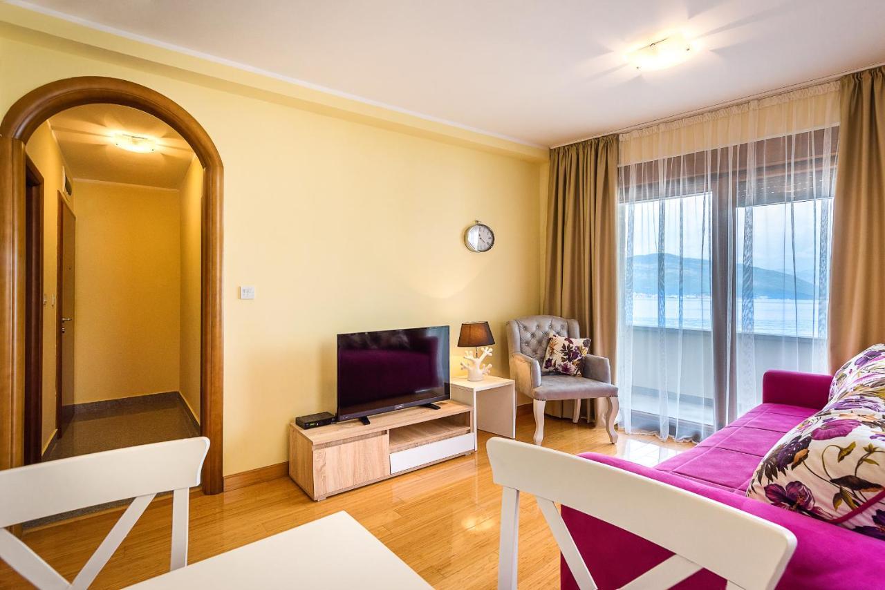 Santorini Apart Krasići Eksteriør billede